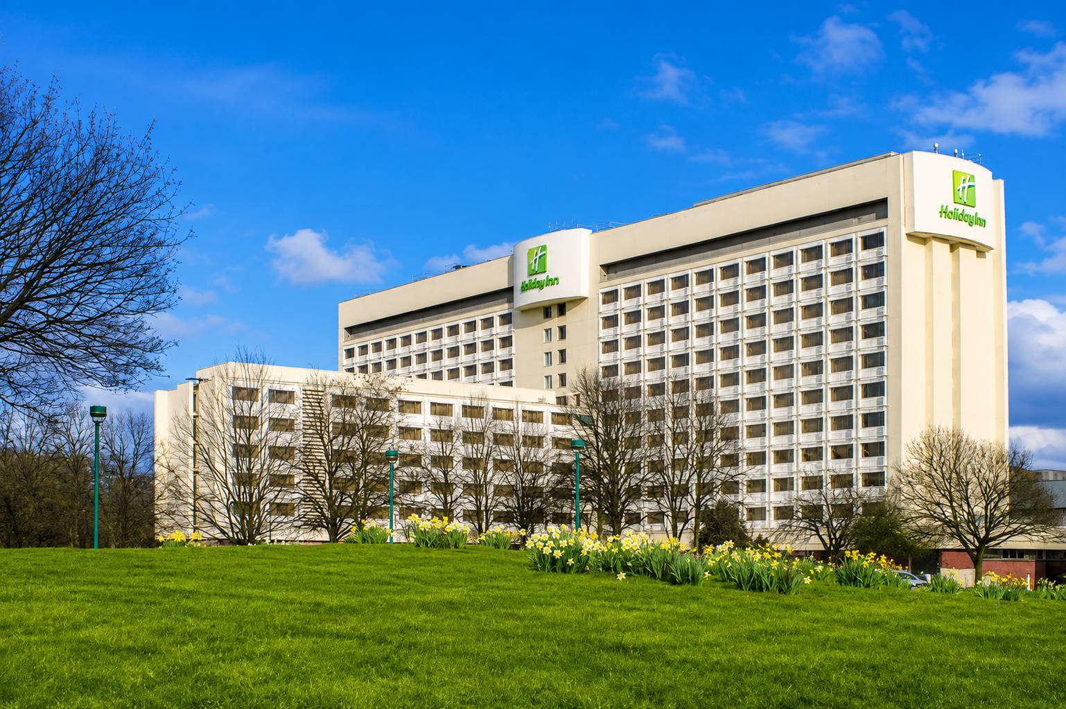 Holiday Inn London - Heathrow M4, JCT.4 — Holiday Inn Heathrow M4J4 - Main Image
