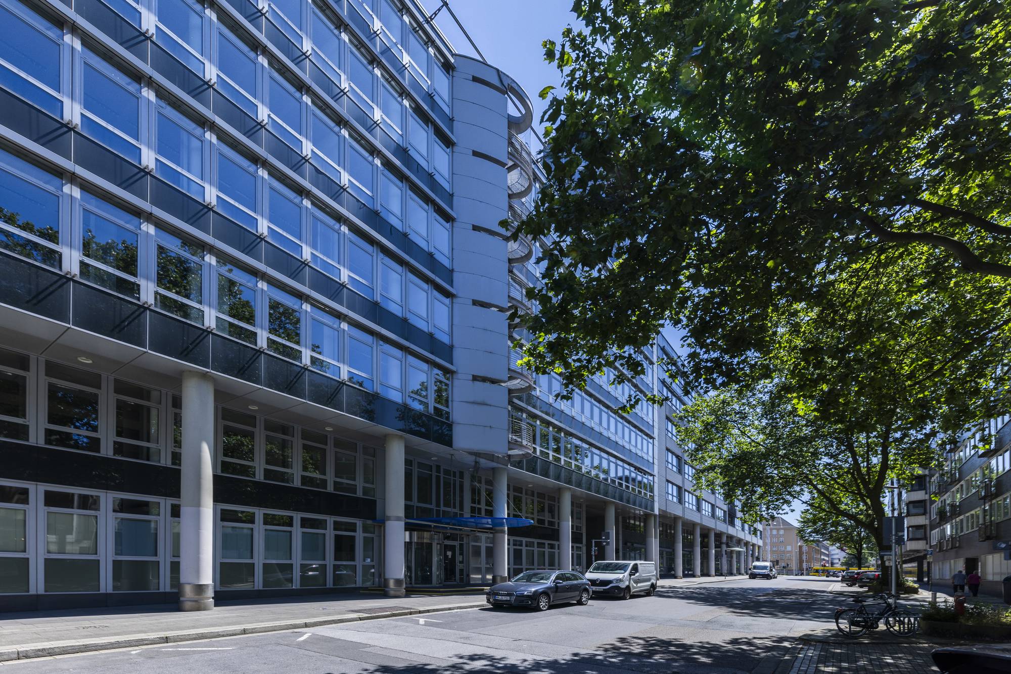 Opernplatz, Essen — 8C9A3482 (1)