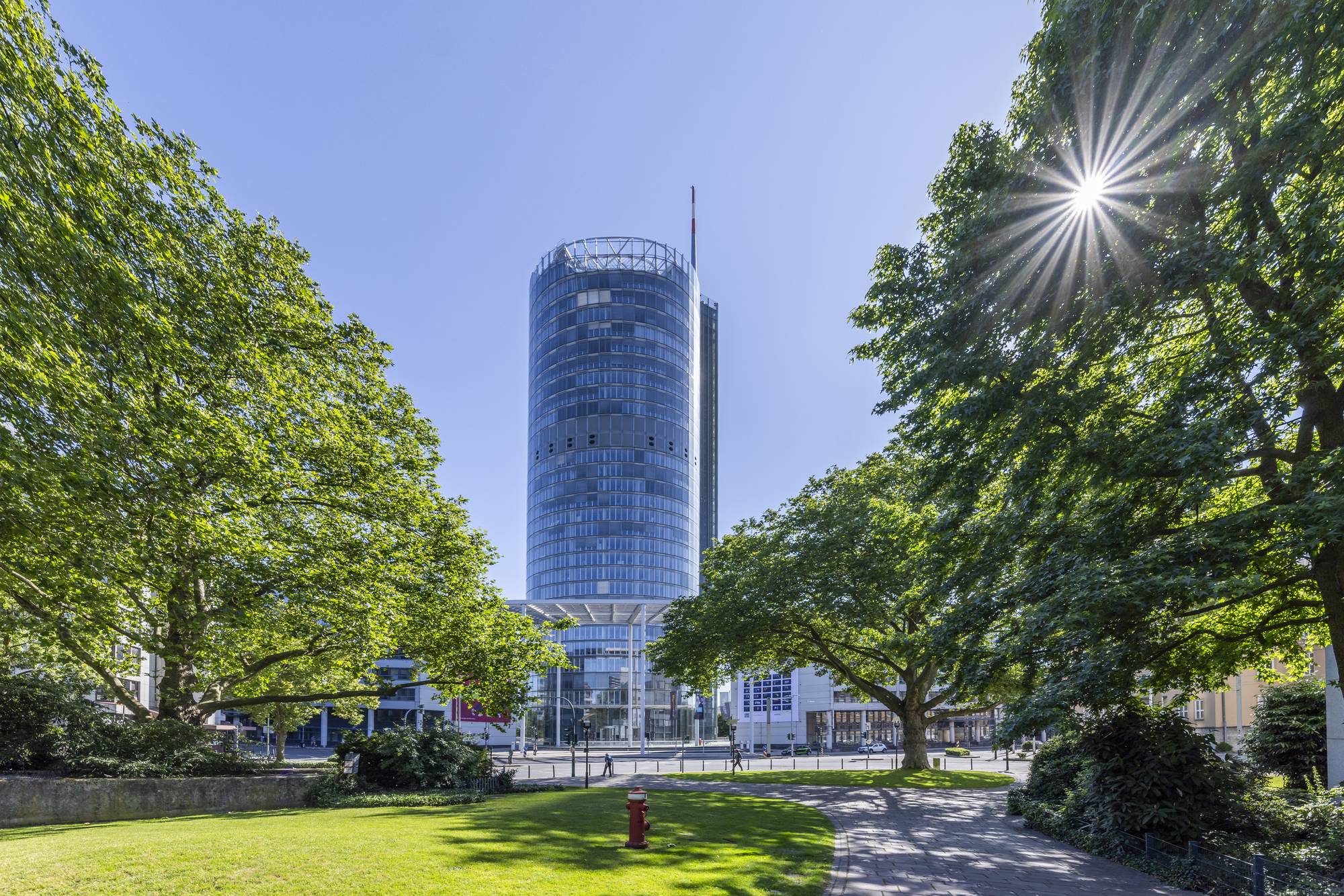 Opernplatz, Essen — 8C9A0115 (1)