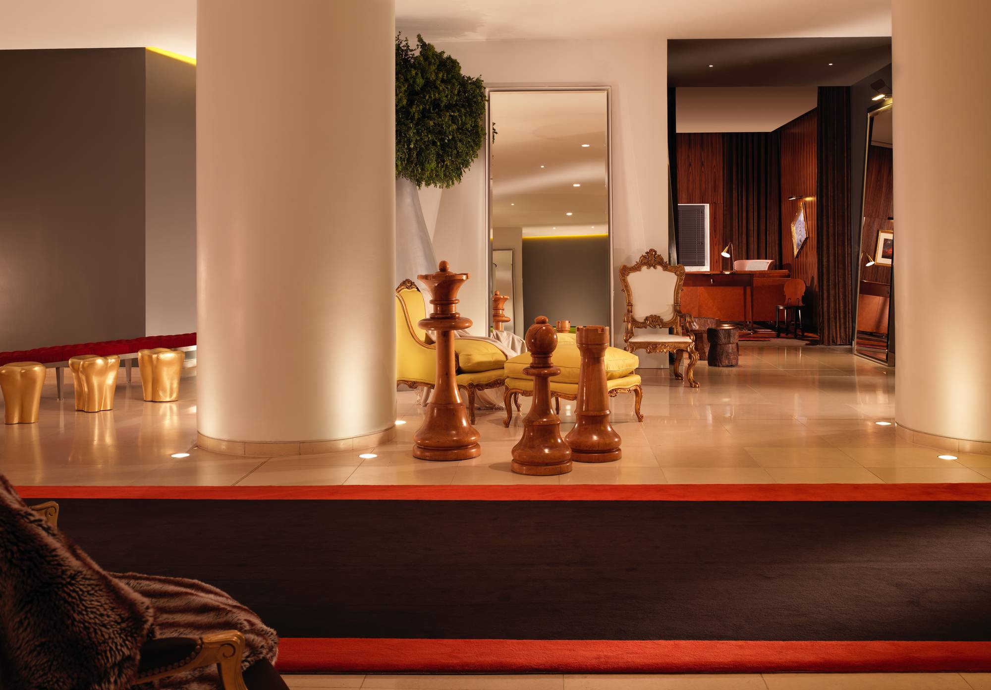 St Martins Lane, London — SML LOBBY 3